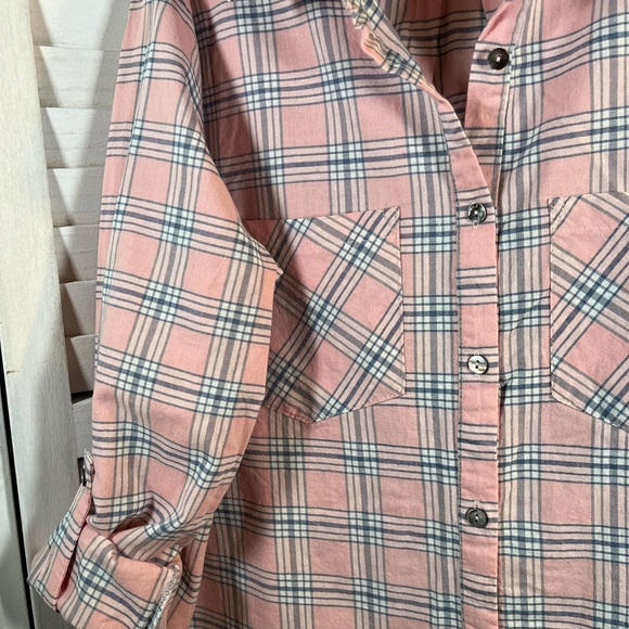 NWOT WHITE BIRCH BUTTON DOWN SHIRT - Picture 3 of 10